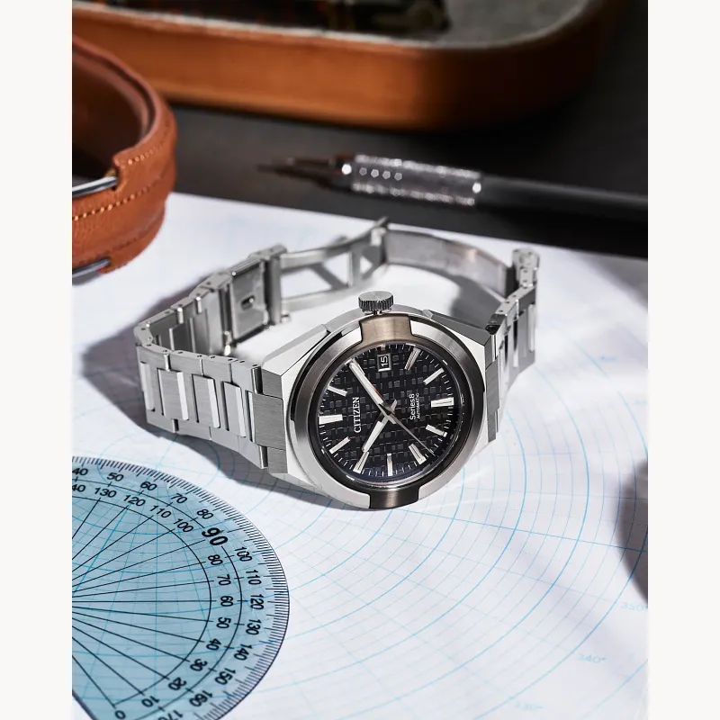 Series8 870 Black Dial Stainless Steel Bracelet NA1036-56E Series8 870 Black Dial Stainless Steel Bracelet NA1036-56E